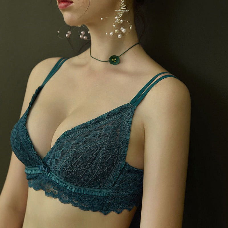 Classic Charm Lace Lingerie Set - Brown - Risette 