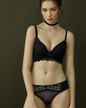 Classic Charm Lace Lingerie Set - Brown - Risette 