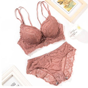 Classic Charm Lace Lingerie Set - Brown - Risette 