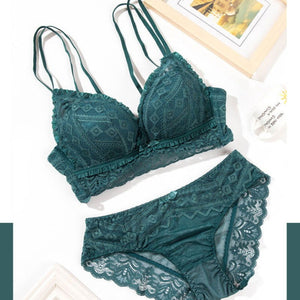 Classic Charm Lace Lingerie Set - Brown - Risette 