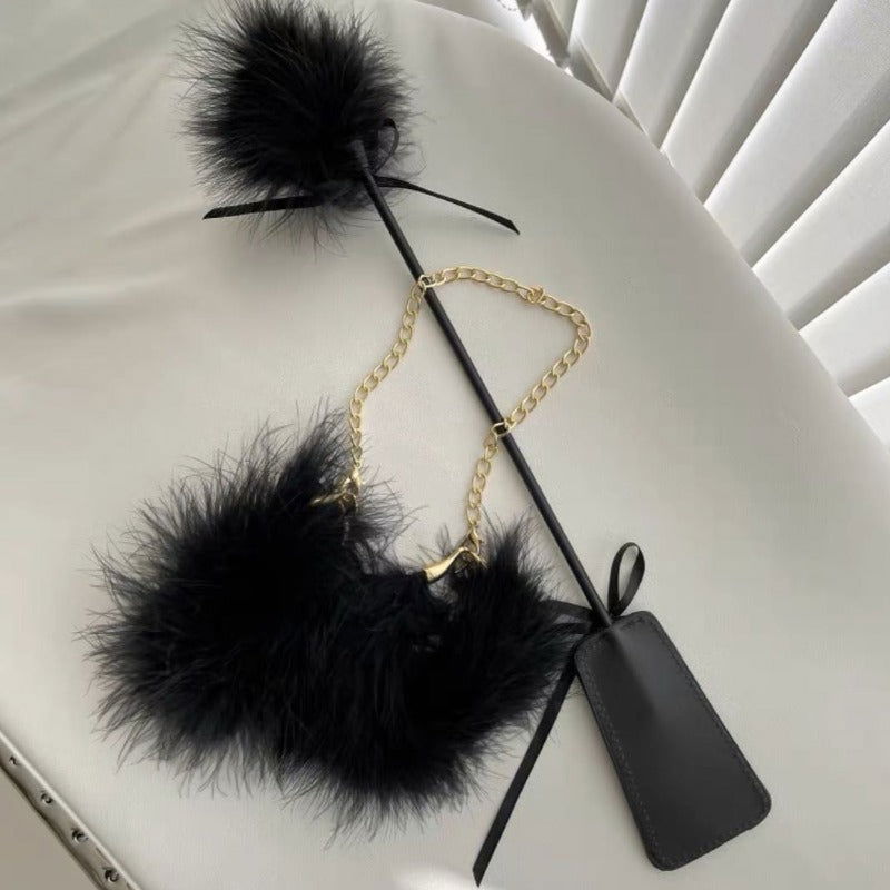 Fluffy Black Handcuff - Risette 