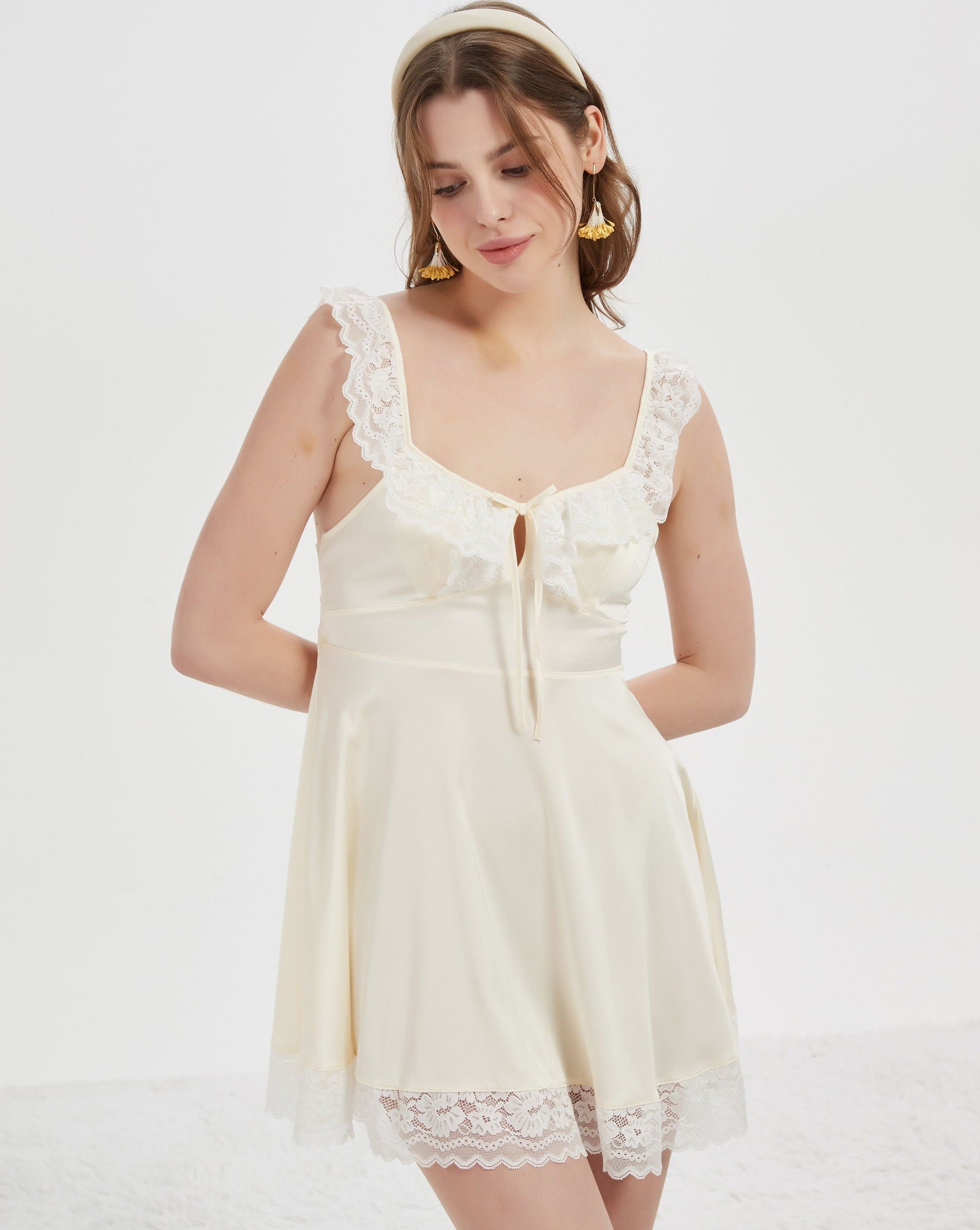 Ivory Lace Dream Nightdress - Risette 