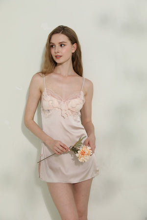 Rosy Silk and Lace Sleepwear - Risette 